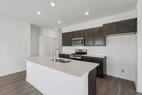 1055 Williamsburg Street Pingree Grove IL 60140