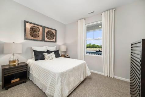 1055 Williamsburg Street Pingree Grove IL 60140