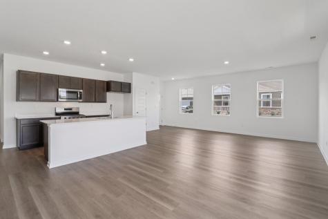 1055 Williamsburg Street Pingree Grove IL 60140