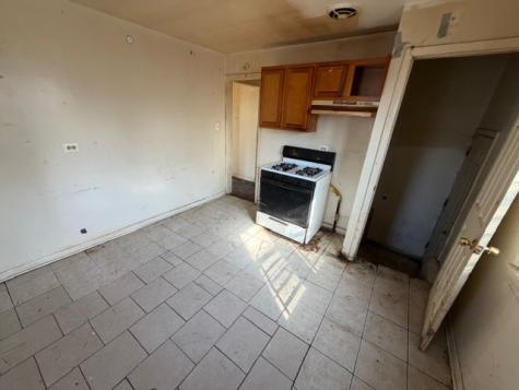 15725 Loomis Avenue Harvey IL 60426