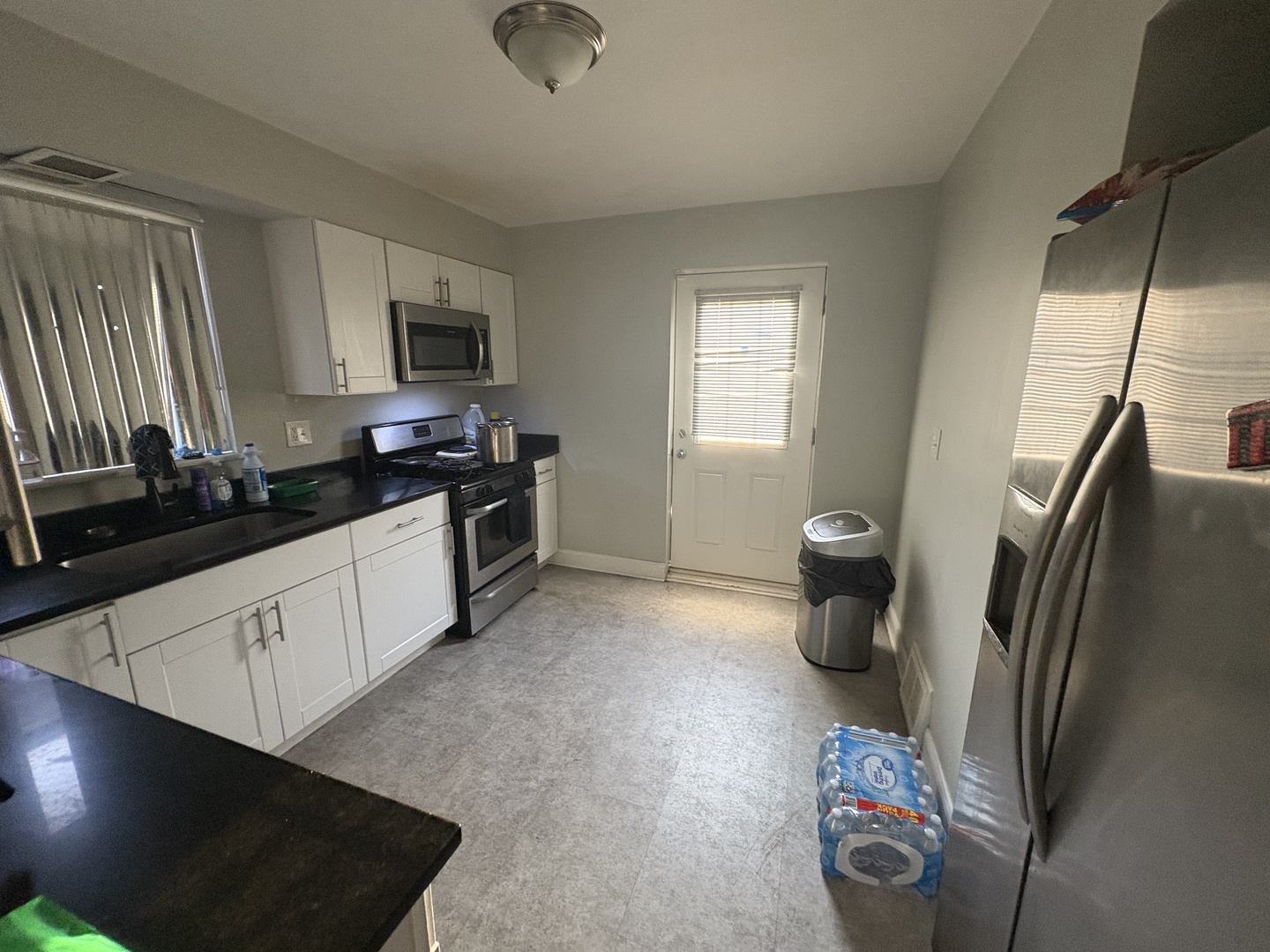 8118 South Spaulding Street Chicago IL 60652