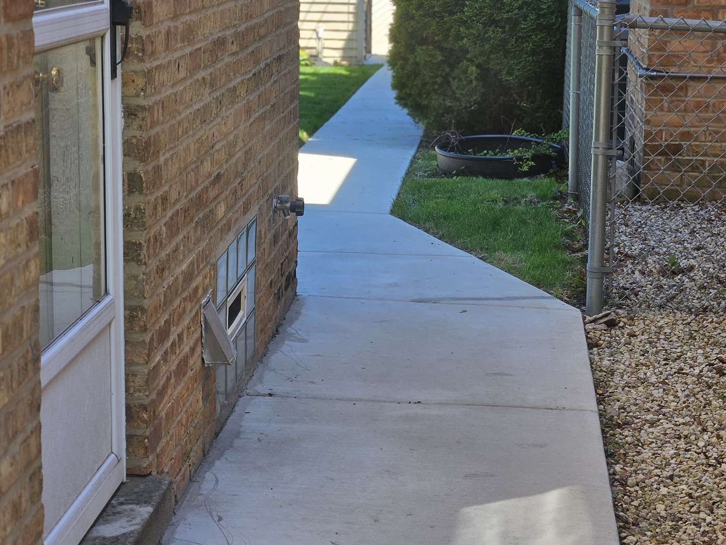 4135 North Pontiac Avenue Chicago IL 60634