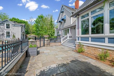 135 West Lake Street Barrington IL 60010