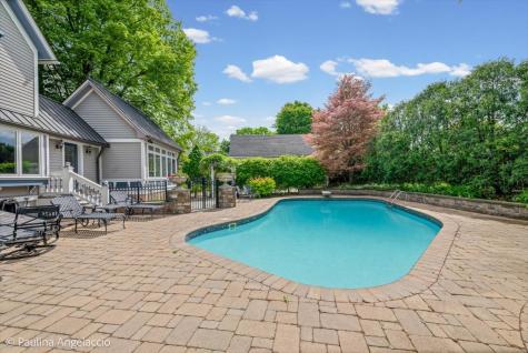 135 West Lake Street Barrington IL 60010