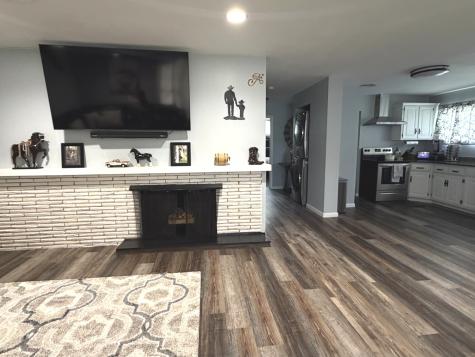 1911 North Hickory Street Crest Hill IL 60403