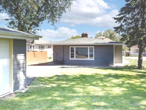 1911 North Hickory Street Crest Hill IL 60403
