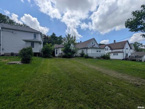 2833 8TH Avenue Rock Island IL 61201