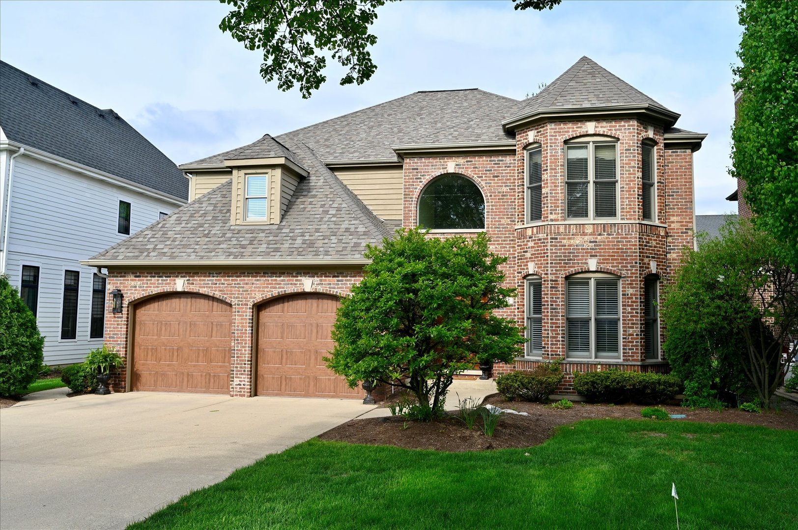 602 South Sunnyside Avenue Elmhurst IL 60126