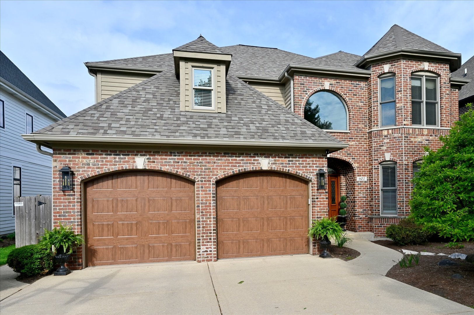 602 South Sunnyside Avenue Elmhurst IL 60126