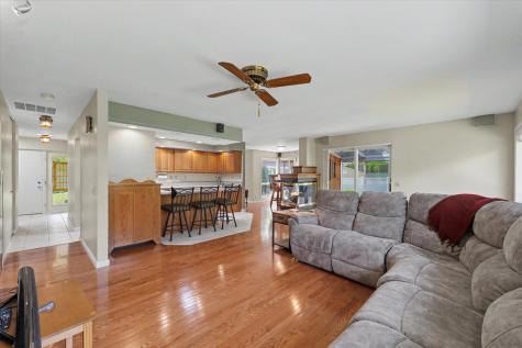 4 Greenfield Court Savoy IL 61874