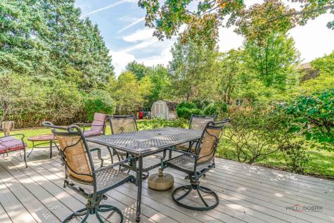 505 Fairlawn Avenue Libertyville IL 60048