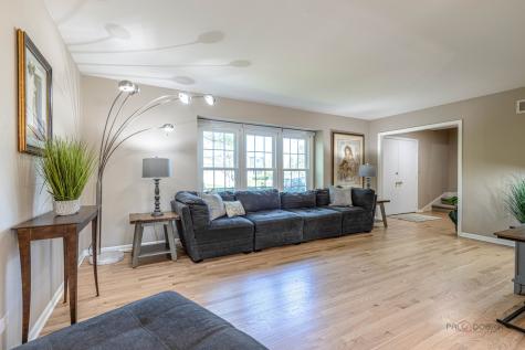 505 Fairlawn Avenue Libertyville IL 60048