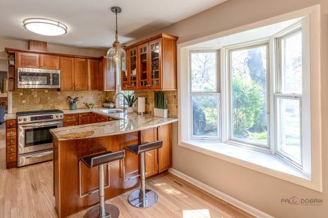 505 Fairlawn Avenue Libertyville IL 60048