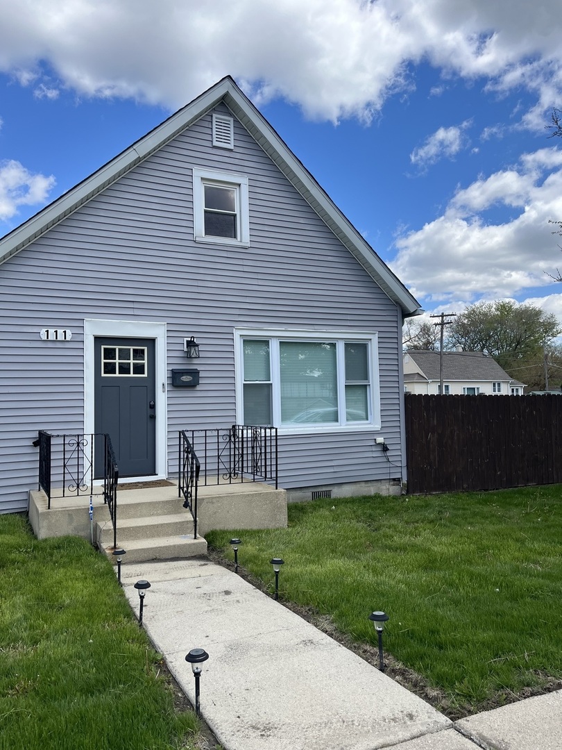 111 East 34th Street Steger IL 60475