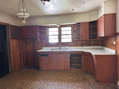 604 North 7th Street Herrin IL 62948