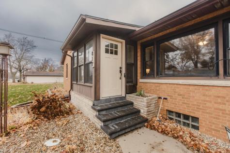 817 8TH Street Lacon IL 61540