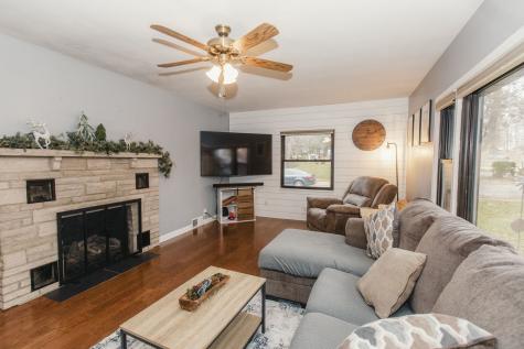 817 8TH Street Lacon IL 61540