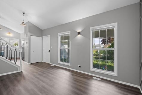 621 Cutter Lane Elk Grove Village IL 60007