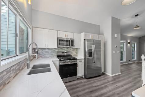 621 Cutter Lane Elk Grove Village IL 60007