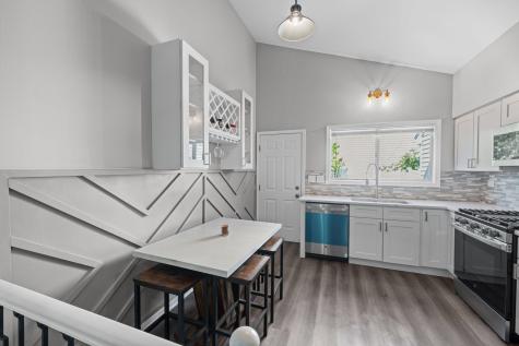 621 Cutter Lane Elk Grove Village IL 60007