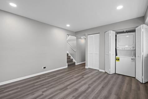 621 Cutter Lane Elk Grove Village IL 60007