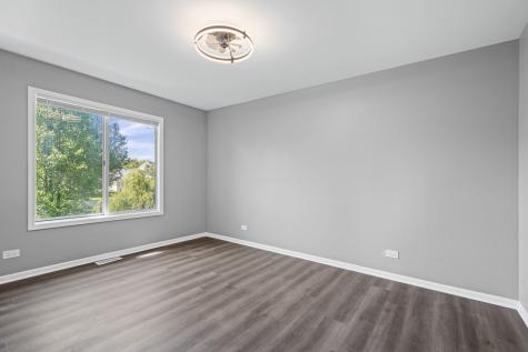 621 Cutter Lane Elk Grove Village IL 60007