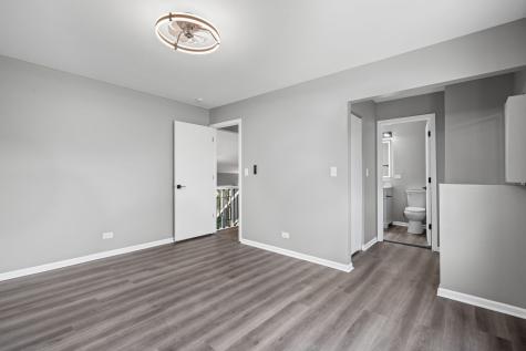 621 Cutter Lane Elk Grove Village IL 60007