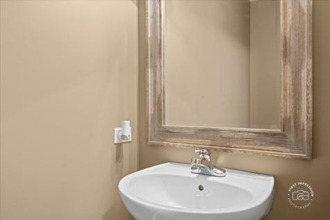 2582 Lorraine Circle Geneva IL 60134