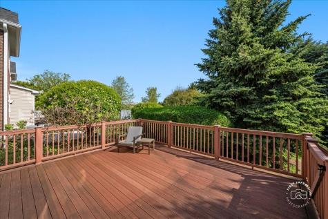 2582 Lorraine Circle Geneva IL 60134