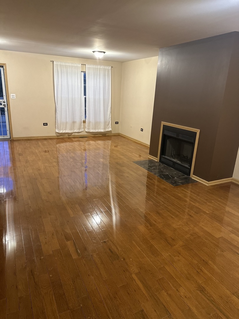 9202 South Lafayette Avenue Chicago IL 60620