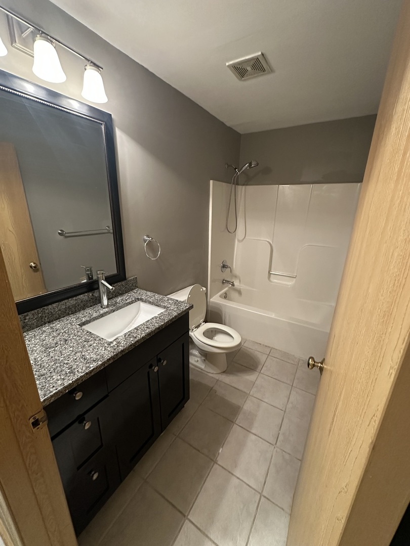 9202 South Lafayette Avenue Chicago IL 60620