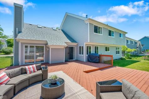 2480 Otter Creek Lane Elgin IL 60124