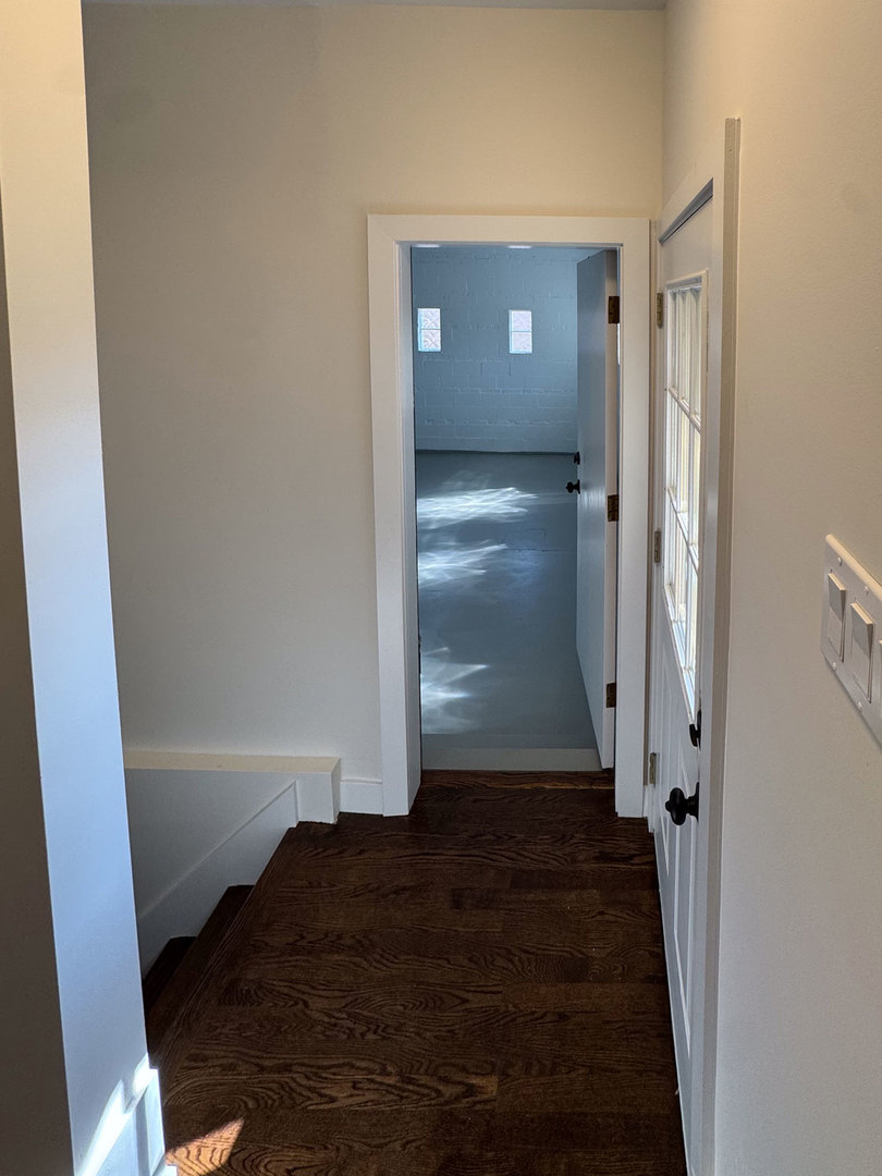 8537 West Sunnyside Avenue Chicago IL 60656