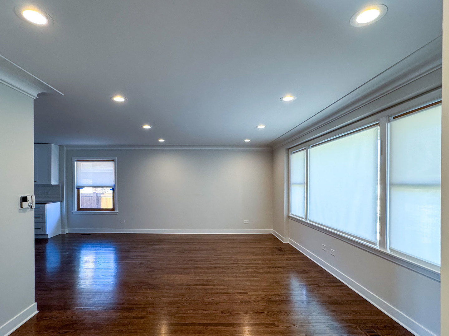 8537 West Sunnyside Avenue Chicago IL 60656