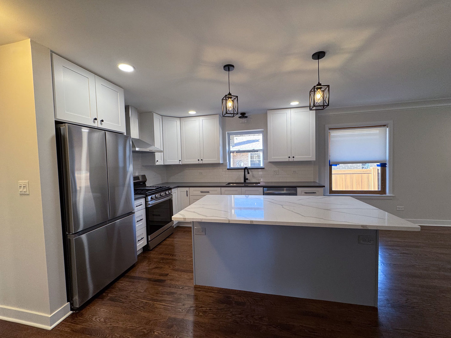 8537 West Sunnyside Avenue Chicago IL 60656