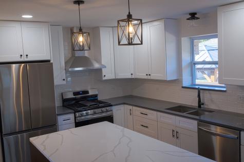 8537 West Sunnyside Avenue Chicago IL 60656