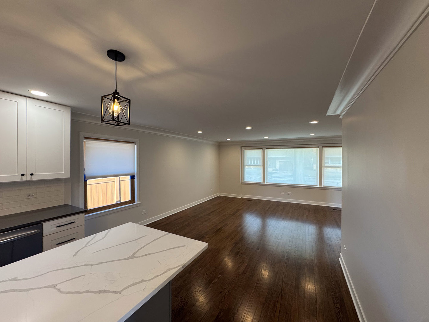 8537 West Sunnyside Avenue Chicago IL 60656