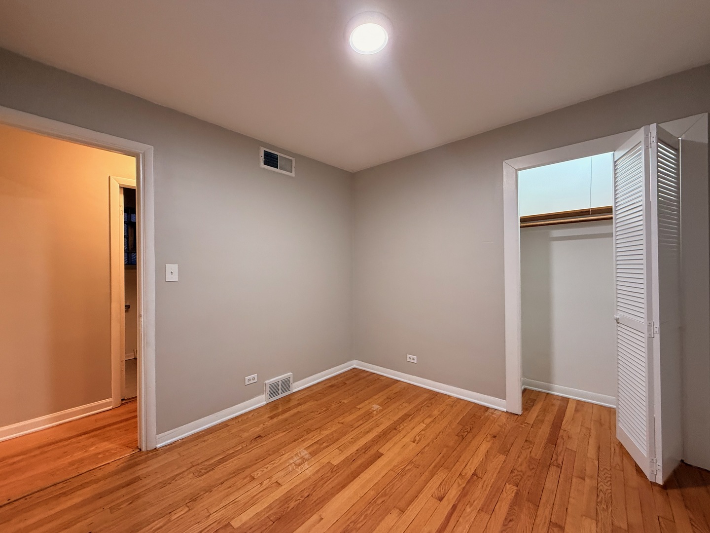 6217 West Peterson Avenue Chicago IL 60646
