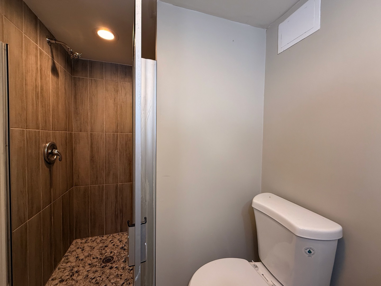 6217 West Peterson Avenue Chicago IL 60646