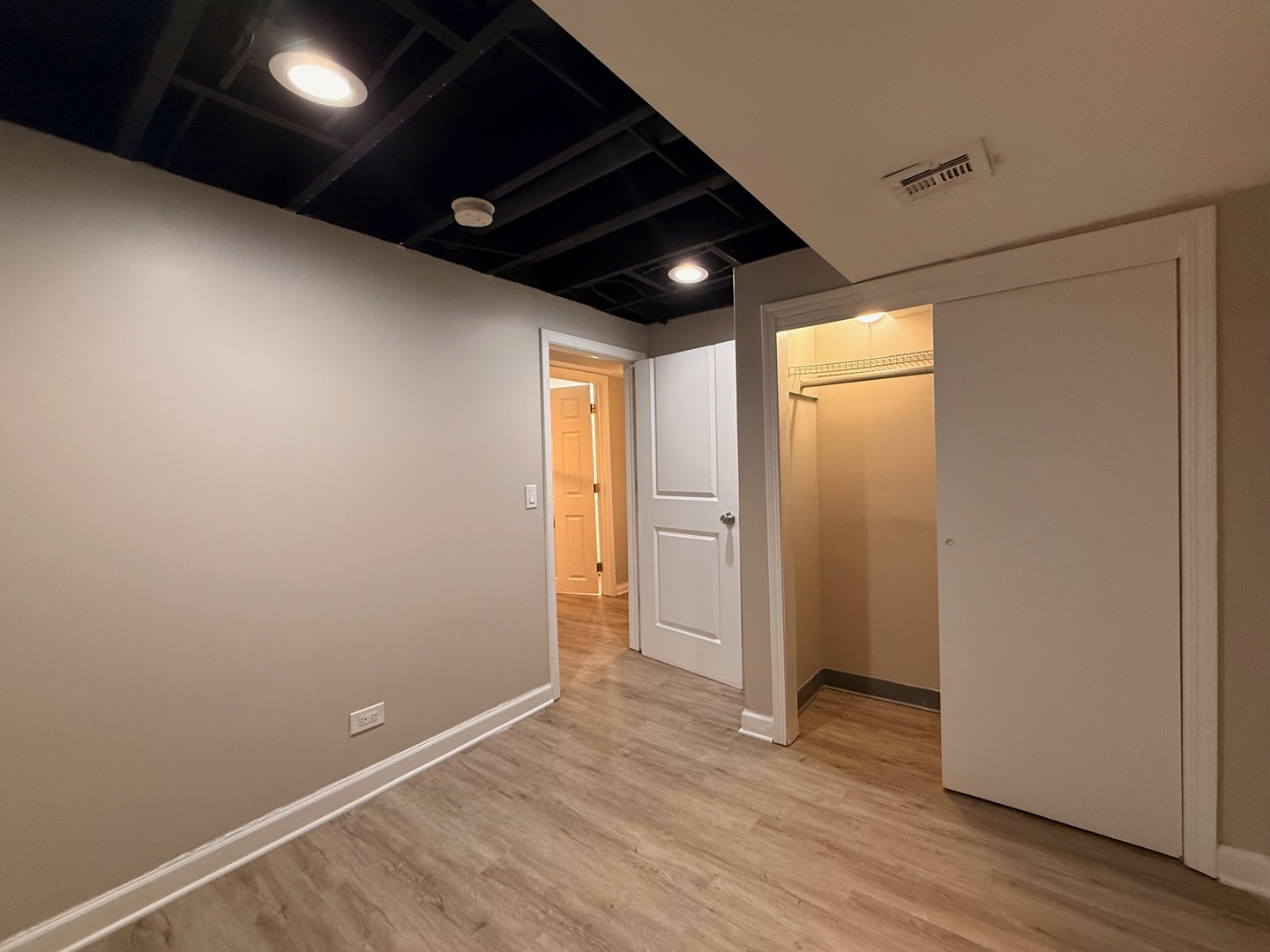 6217 West Peterson Avenue Chicago IL 60646