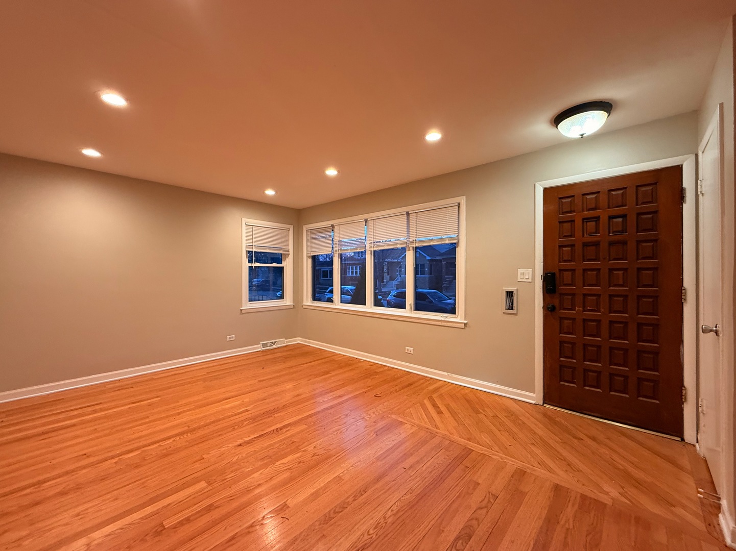 6217 West Peterson Avenue Chicago IL 60646
