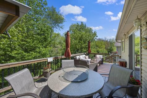 861 Prairie Ridge Drive Woodstock IL 60098
