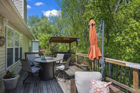 861 Prairie Ridge Drive Woodstock IL 60098
