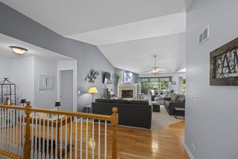 861 Prairie Ridge Drive Woodstock IL 60098
