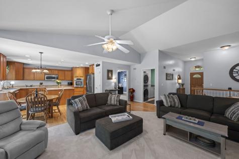861 Prairie Ridge Drive Woodstock IL 60098