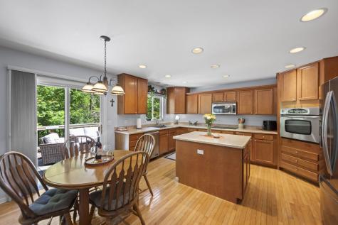 861 Prairie Ridge Drive Woodstock IL 60098