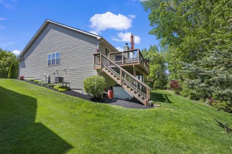 861 Prairie Ridge Drive Woodstock IL 60098