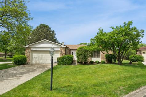 4568 Lindenwood Lane Northbrook IL 60062
