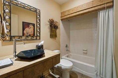 4568 Lindenwood Lane Northbrook IL 60062