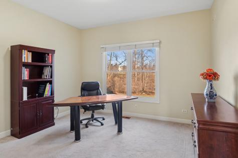 2667 Charter Oak Drive Aurora IL 60502